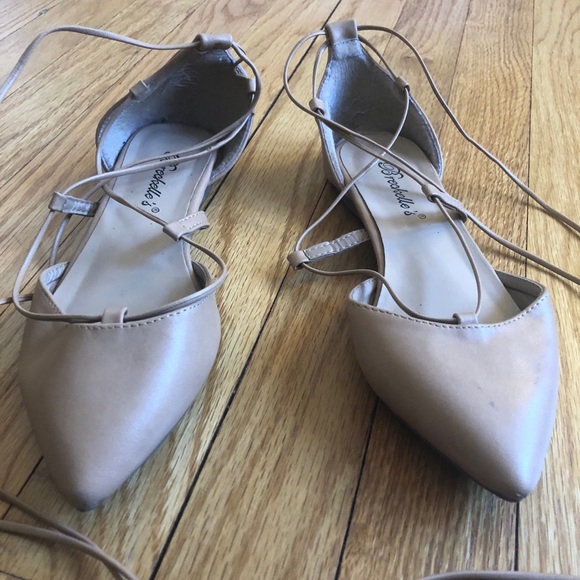 Breckelles Shoes - Lace-Up Flats